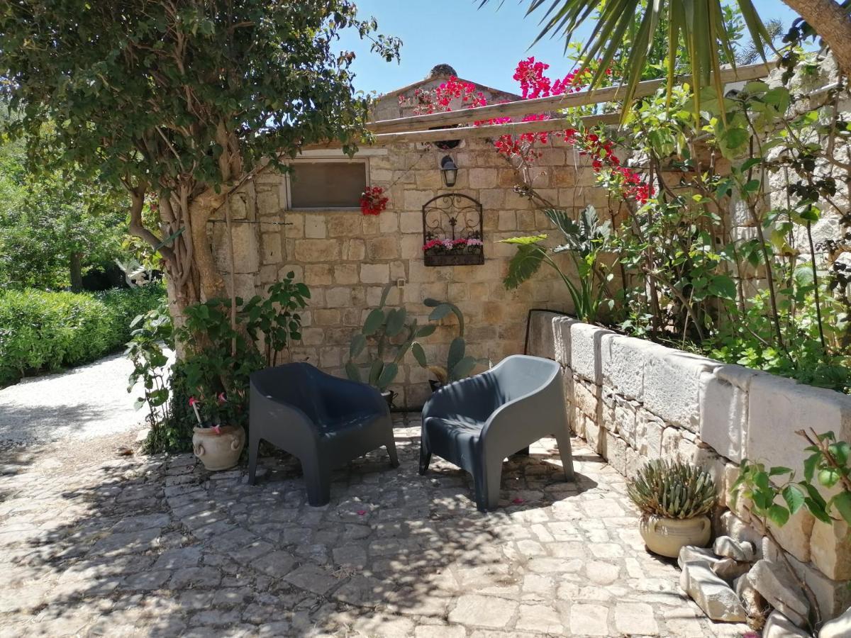 Oasi Di Campagna Hotel Модика Екстериор снимка
