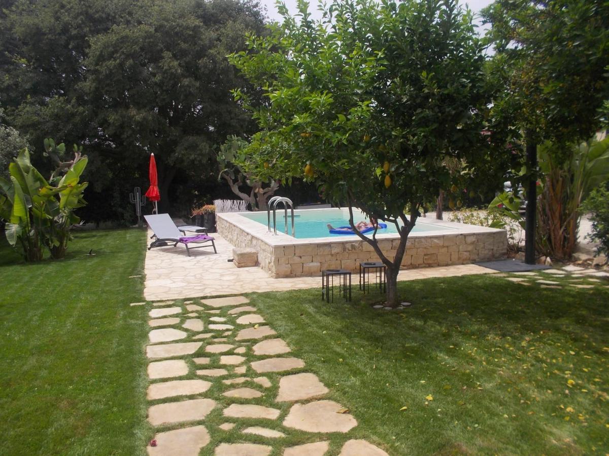 Oasi Di Campagna Hotel Модика Екстериор снимка